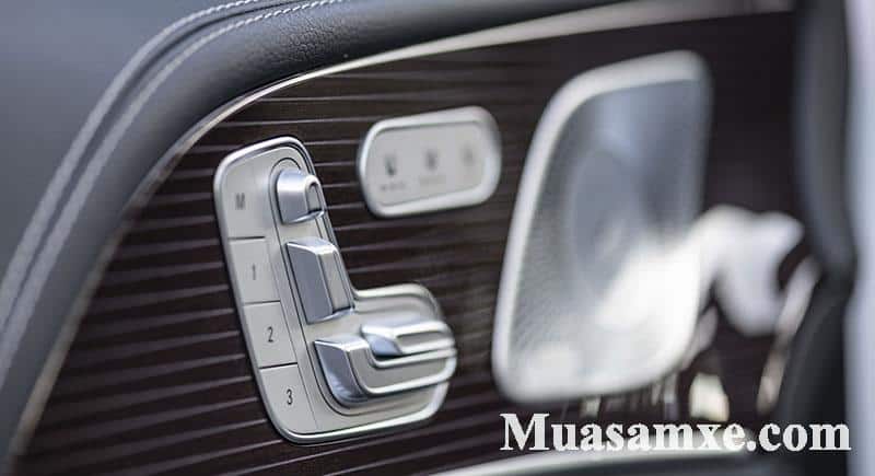 Nút chỉnh điện hàng ghế thứ Mercedes GLE 450 2020