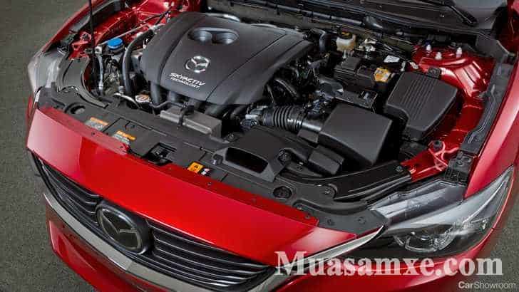 Mazda 6 được trang bị 2 tùy chọn động cơ 2.0 L và 2.5 L