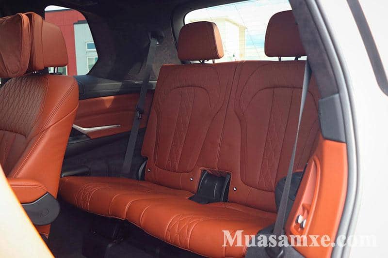 BMW X7 2019 có 3 hàng ghế