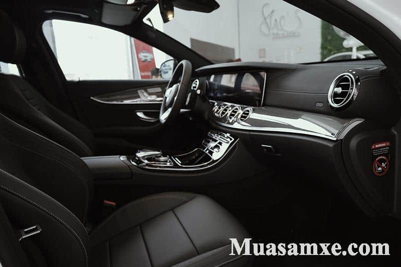 Hàng ghế trước Mercedes E300 AMG 2019