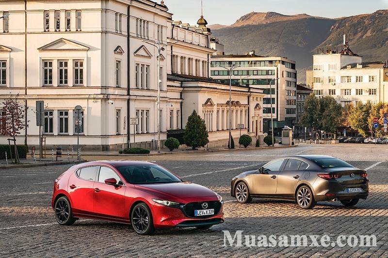 Mazda 3 2020 có hai biến thể sedan và hatchback