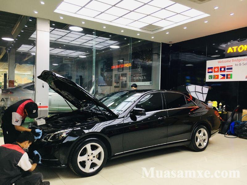 Chăm sóc ô tô ngày cuối năm