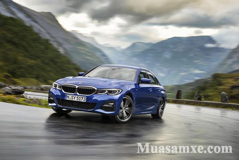 BMW 330i 2020 có thiết kế khí động học giúp vận hành mượt mà trên đường