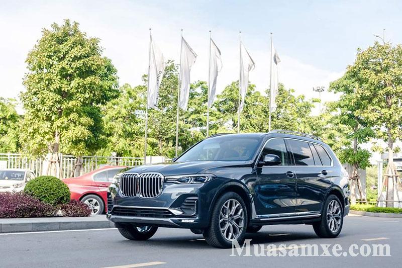 BMW X7 2019 tuy có kích thước lơn nhưng lại có khả năng tăng tốc ấn tượng