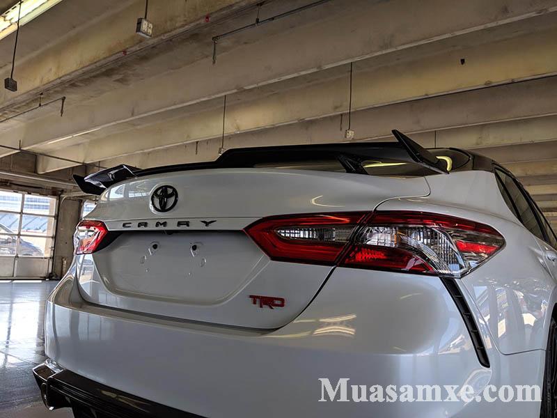 Những đánh giá chi tiết về mẫu xe sedan Toyota Camry 2020  Vinfast Center