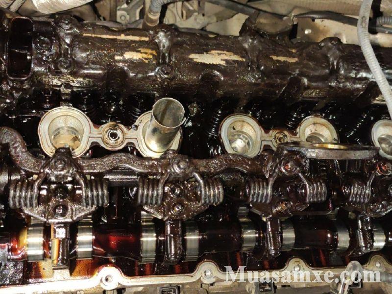 Tác hại khi không thay dầu đúng định kỳ và kém chất lượng